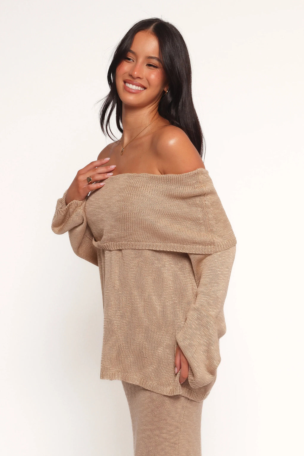 Indya Off Shoulder Top - Mocha