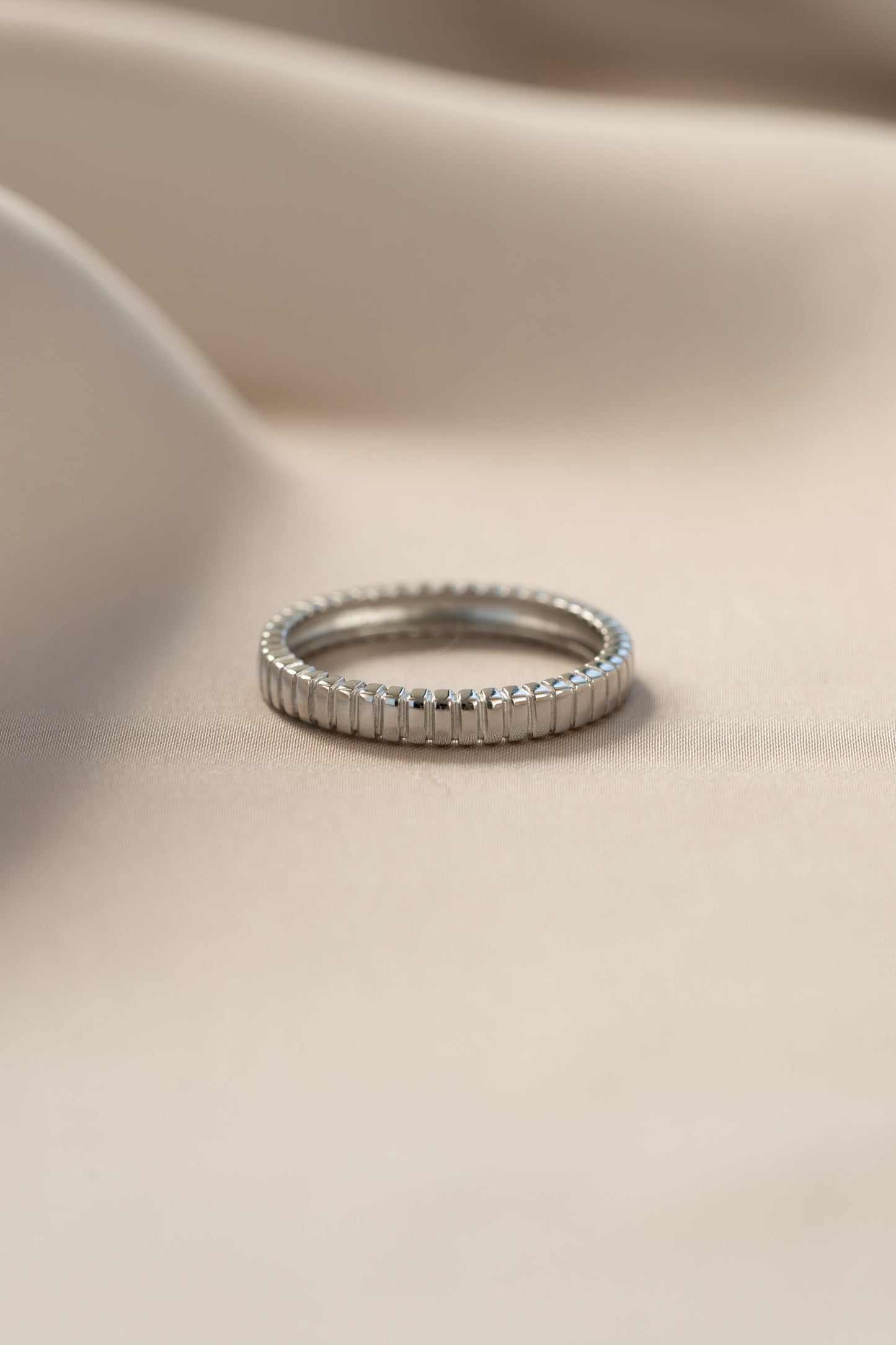 Dainty Fluted Ring