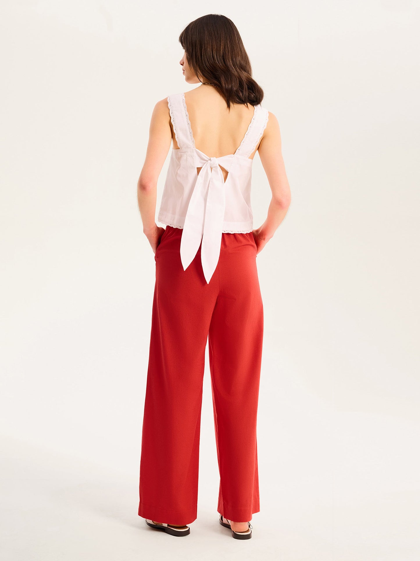 Elinda Top in White
