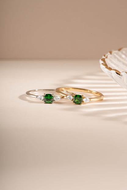 Emerald Cushion Ring