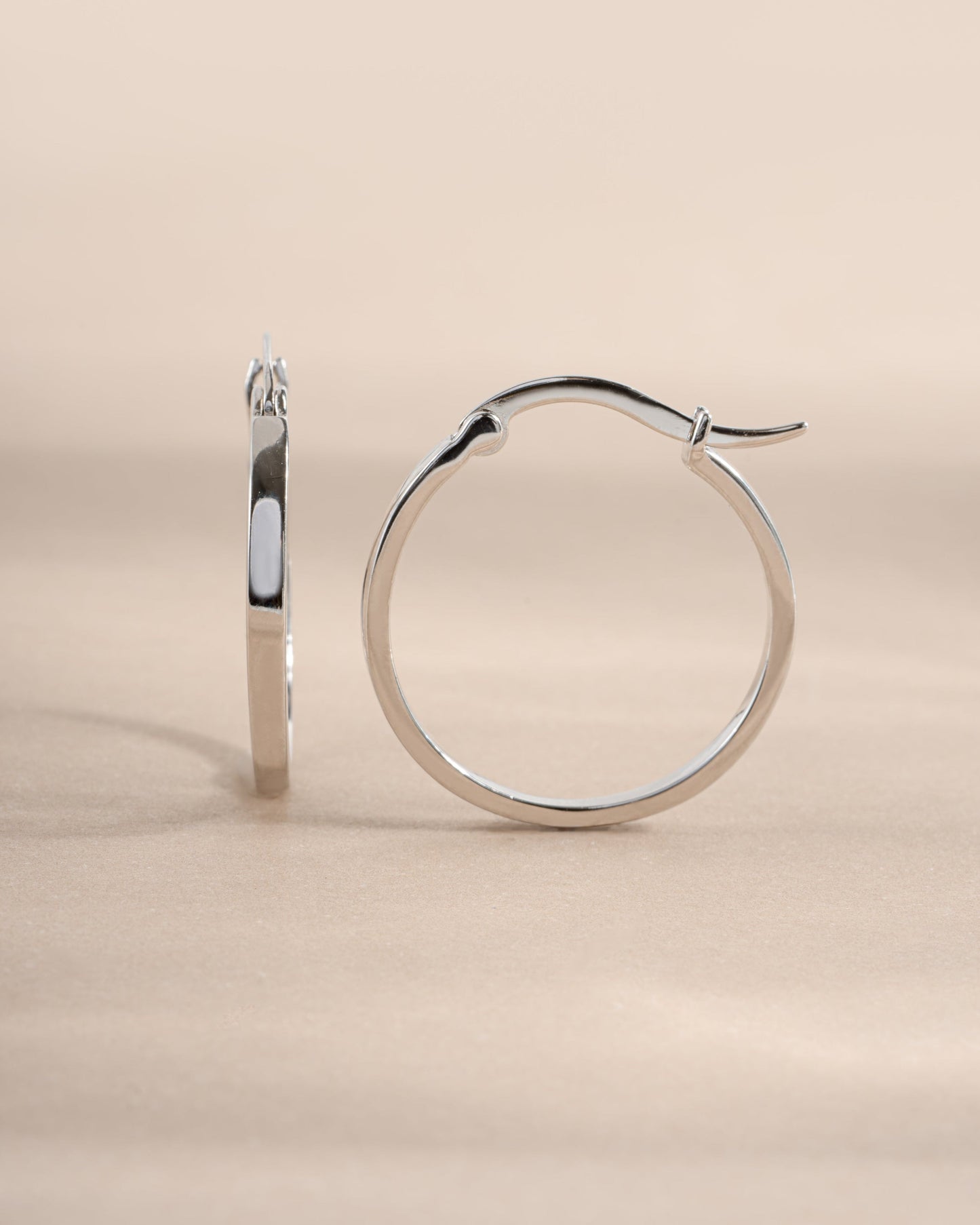 18mm Flat Hoops