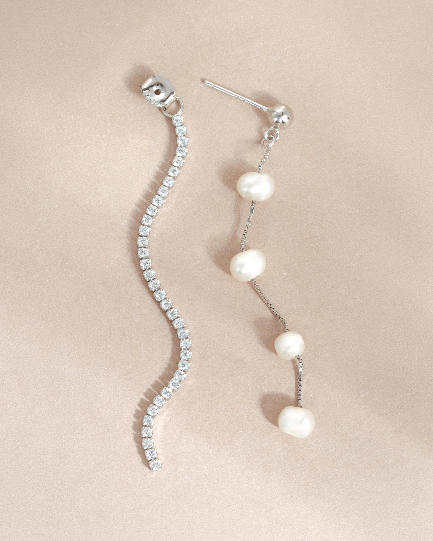 Dangling Bead Pearl Earrings