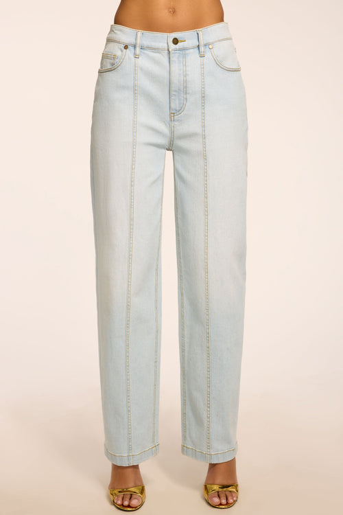 Nadia Straight Leg Jean | BLEACH WASH