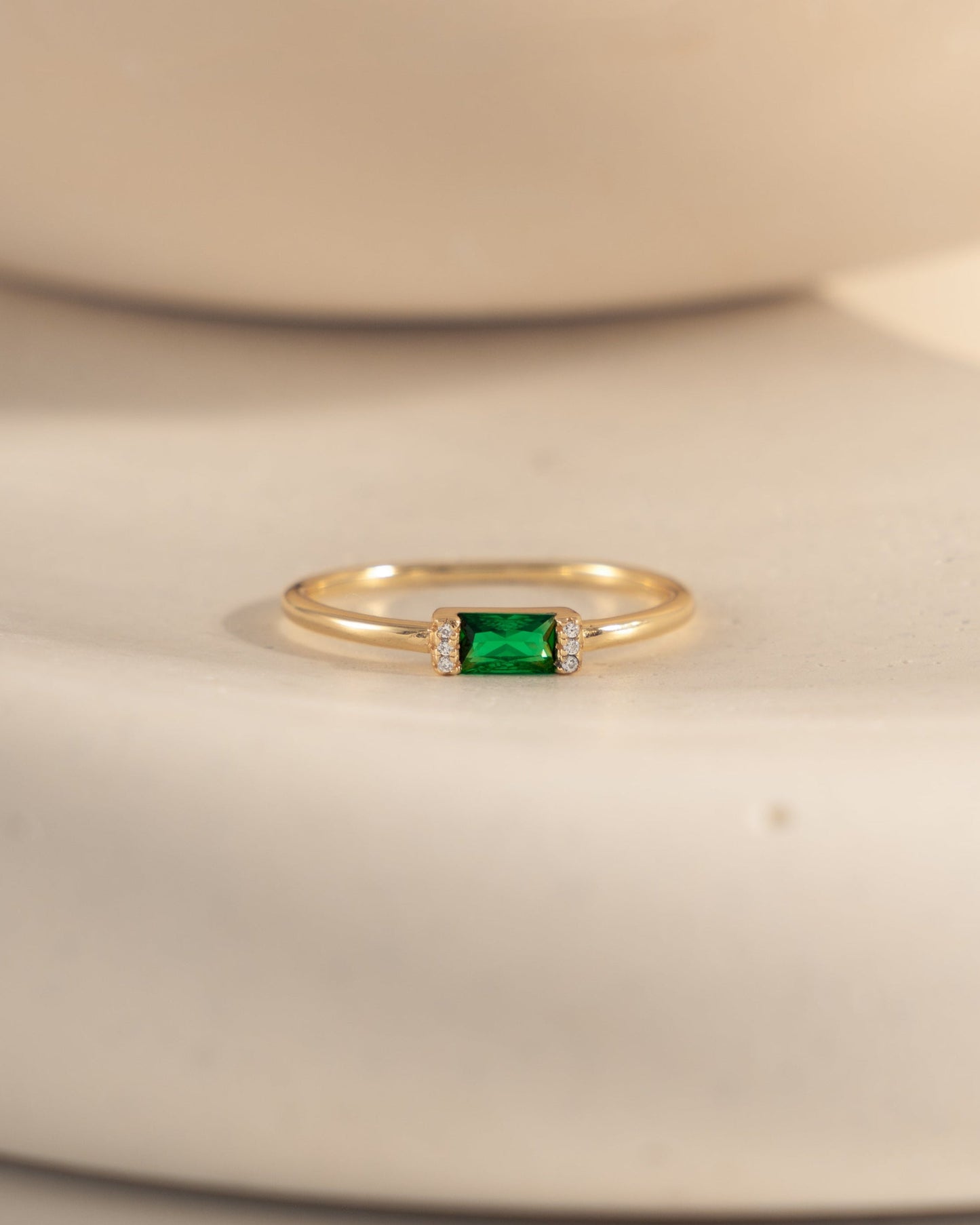 Emerald Simple Baguette Ring