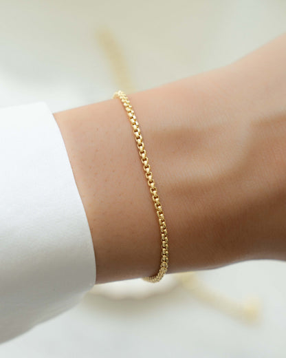 Rounded Box Chain Bracelet