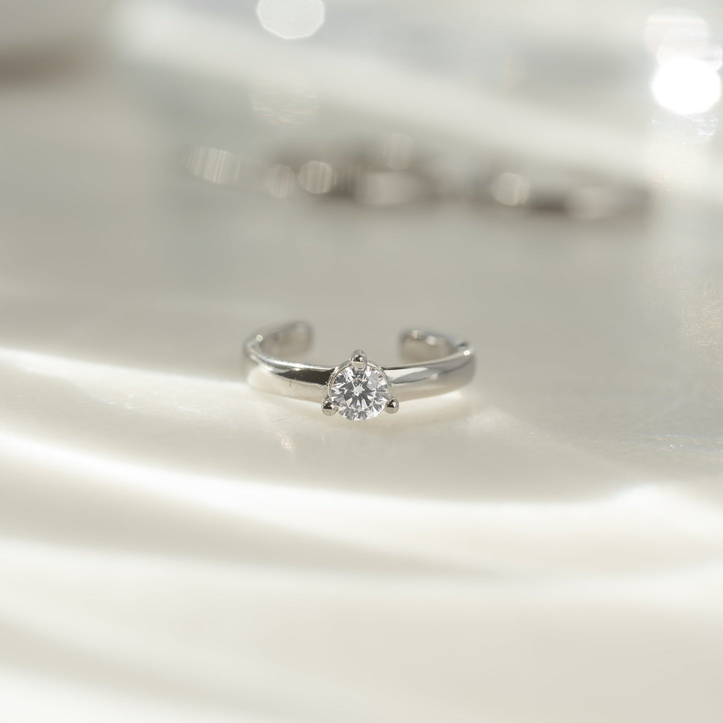 Solitaire Ear Cuff