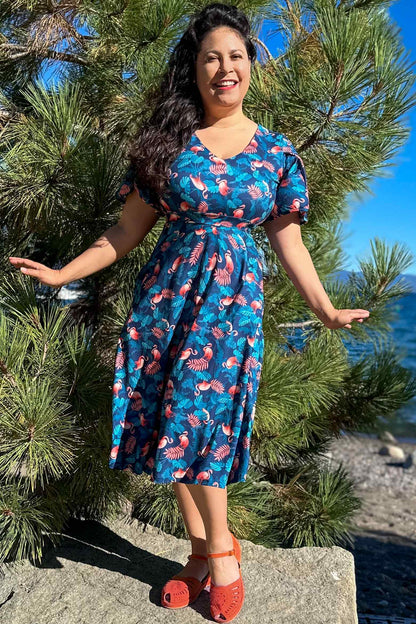 Janice Sleeved Tea Dress In Blue Flamingo & Leaves Print