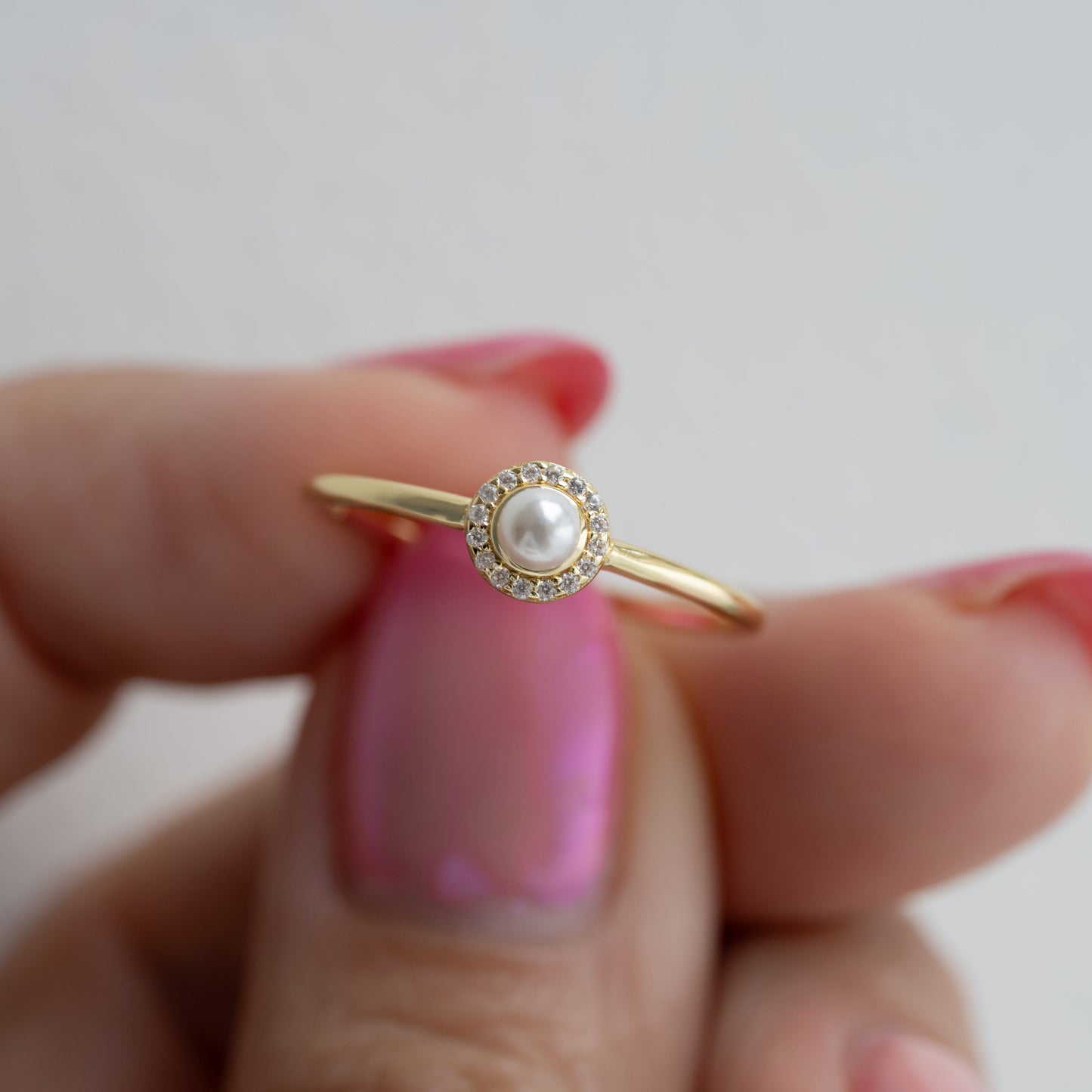 Solitaire Pearl Ring